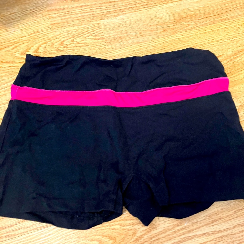 SOLD - FILA black and pink gym shorts